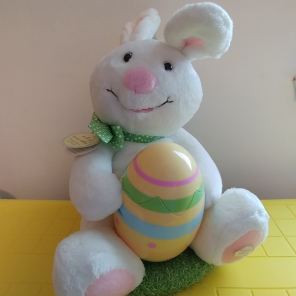 hallmark rockin rabbit